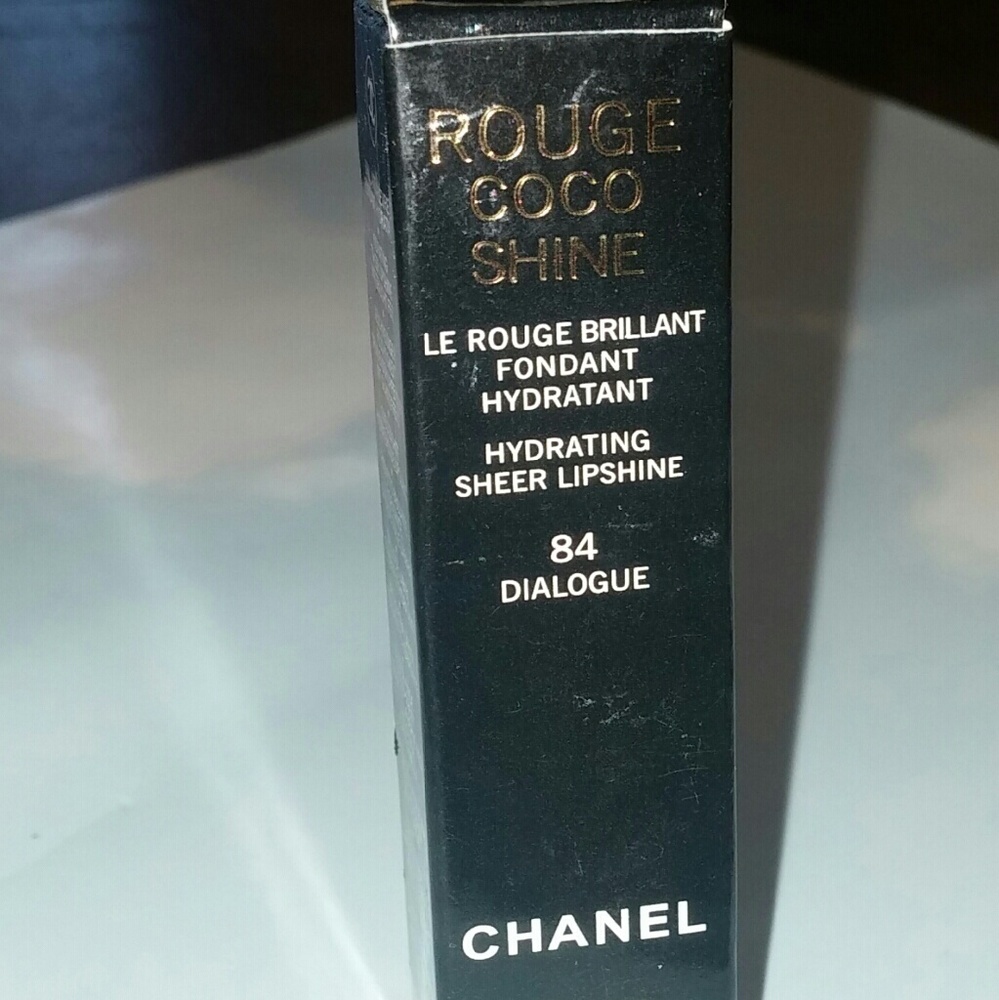 Chanel Rouge Coco Shine dialogue