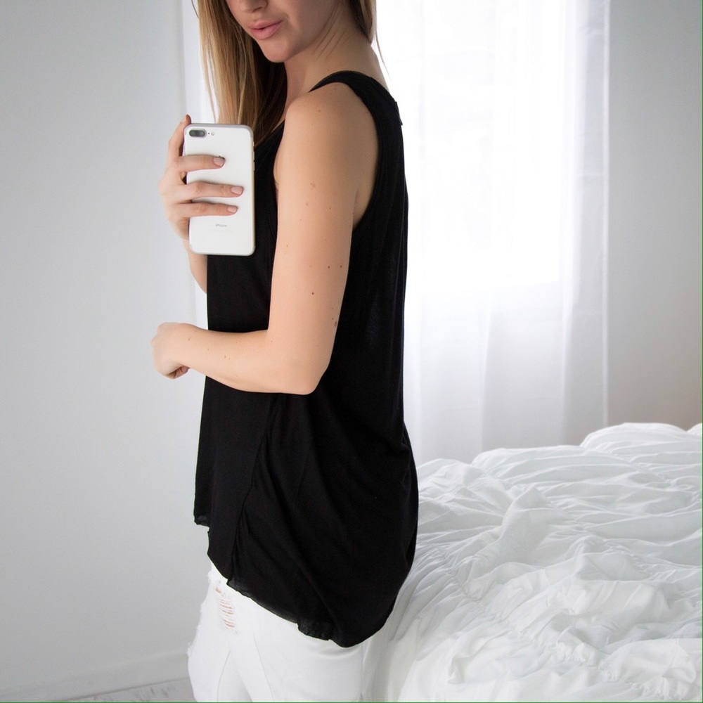 Raw Edge White Tank - Picture 6 of 8