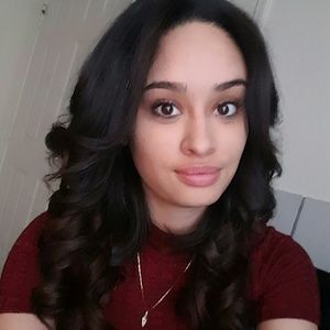 Meet your Posher, Jasmin