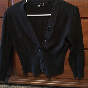 Short sweater by takeout