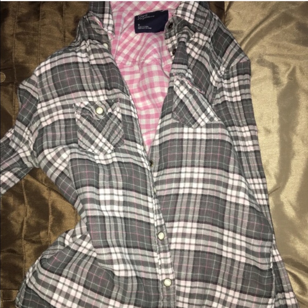 American eagle plaid shirt !