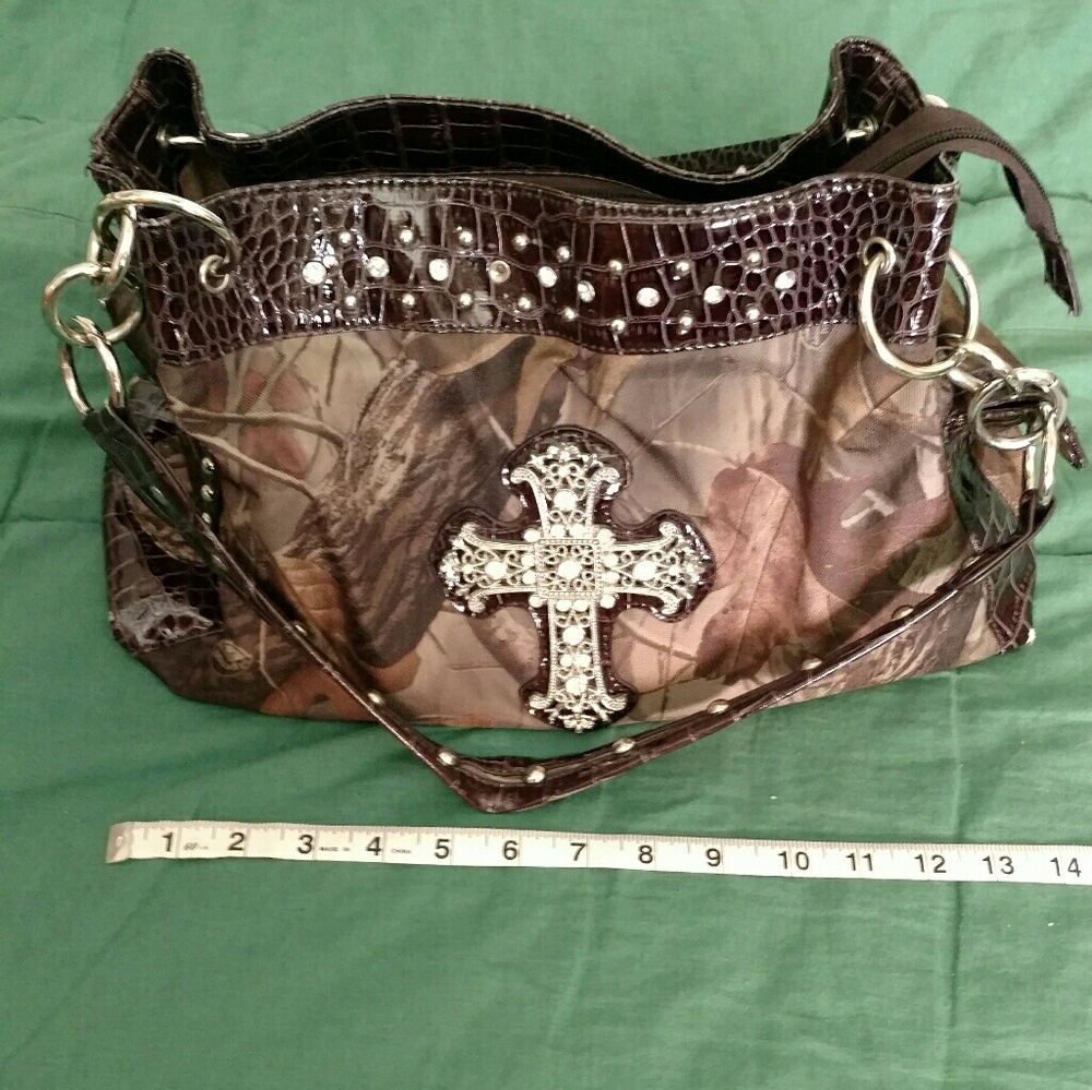 Purse - Picture 2 of 3