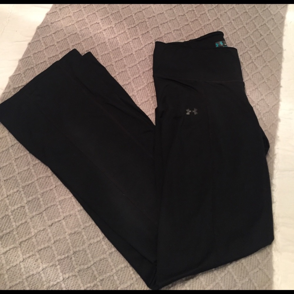 Flare bottom under armour yoga pants!