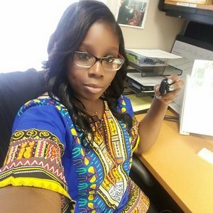 Meet your Posher, Mickala