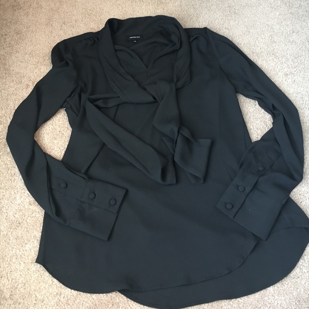 NWOT Black blouse with tie
