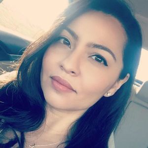 Meet your Posher, Elena