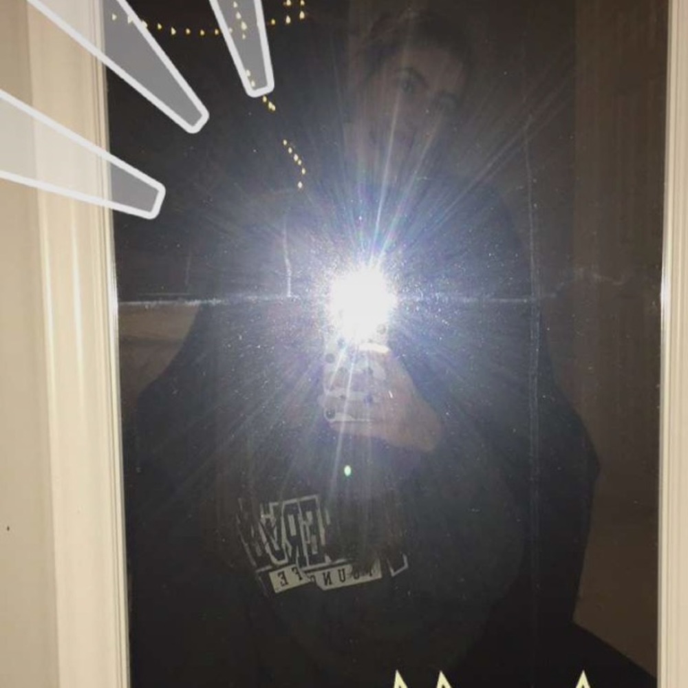 Meet your Posher, Isabelle