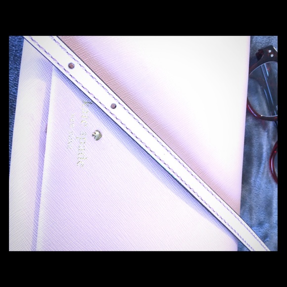 Auth Kate Spade Blush Pink Crossbody/Clutch in 1 - Picture 2 of 3