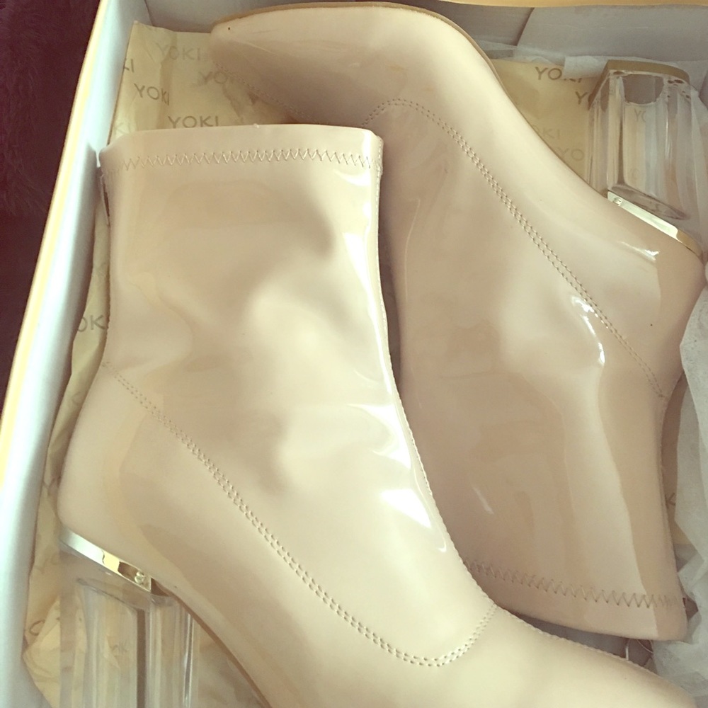New Kim Kardashian  inspired heels