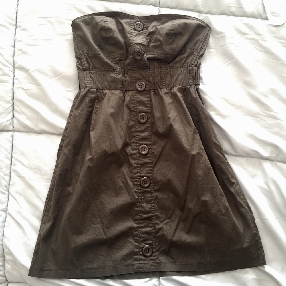 Army green sleeveless dress