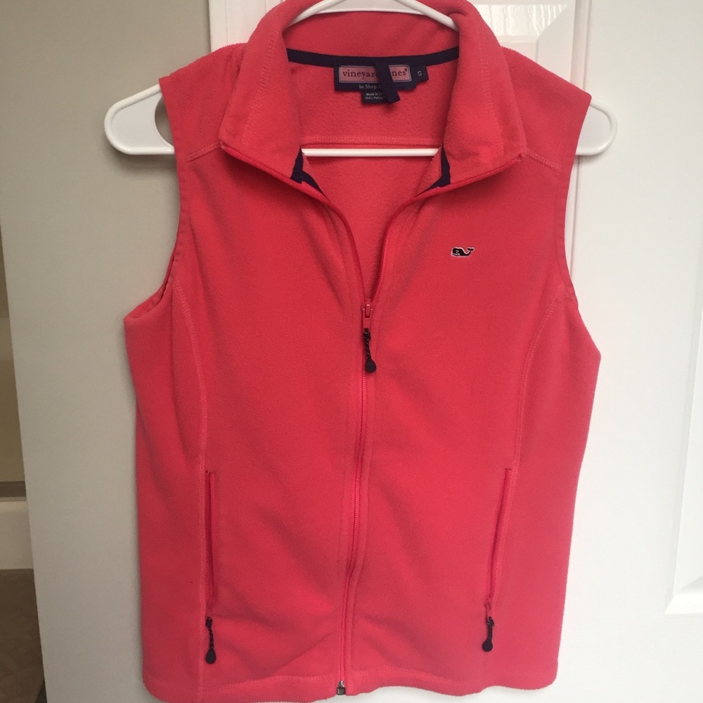 Vineyard Vines fleece vest