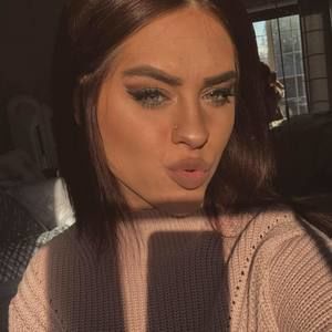 Meet your Posher, Lexi