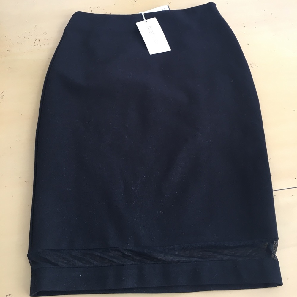 ✨NWT✨Lucy Paris black skirt✨