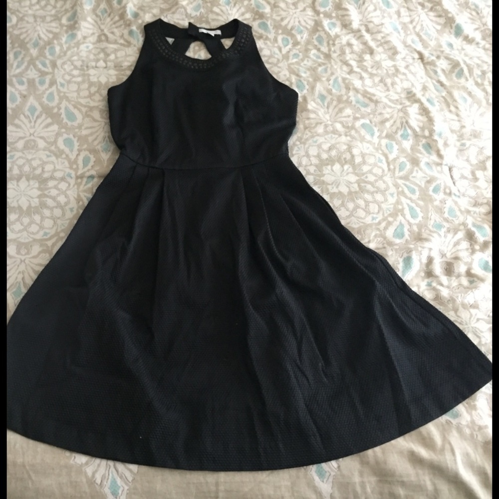 Black jacquard dress