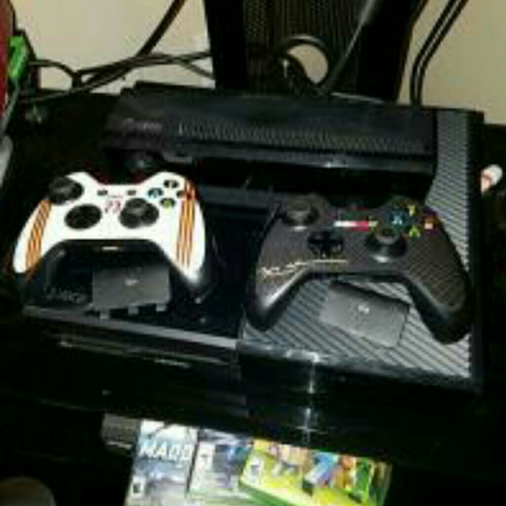 Xbox one 500gb w/kinect