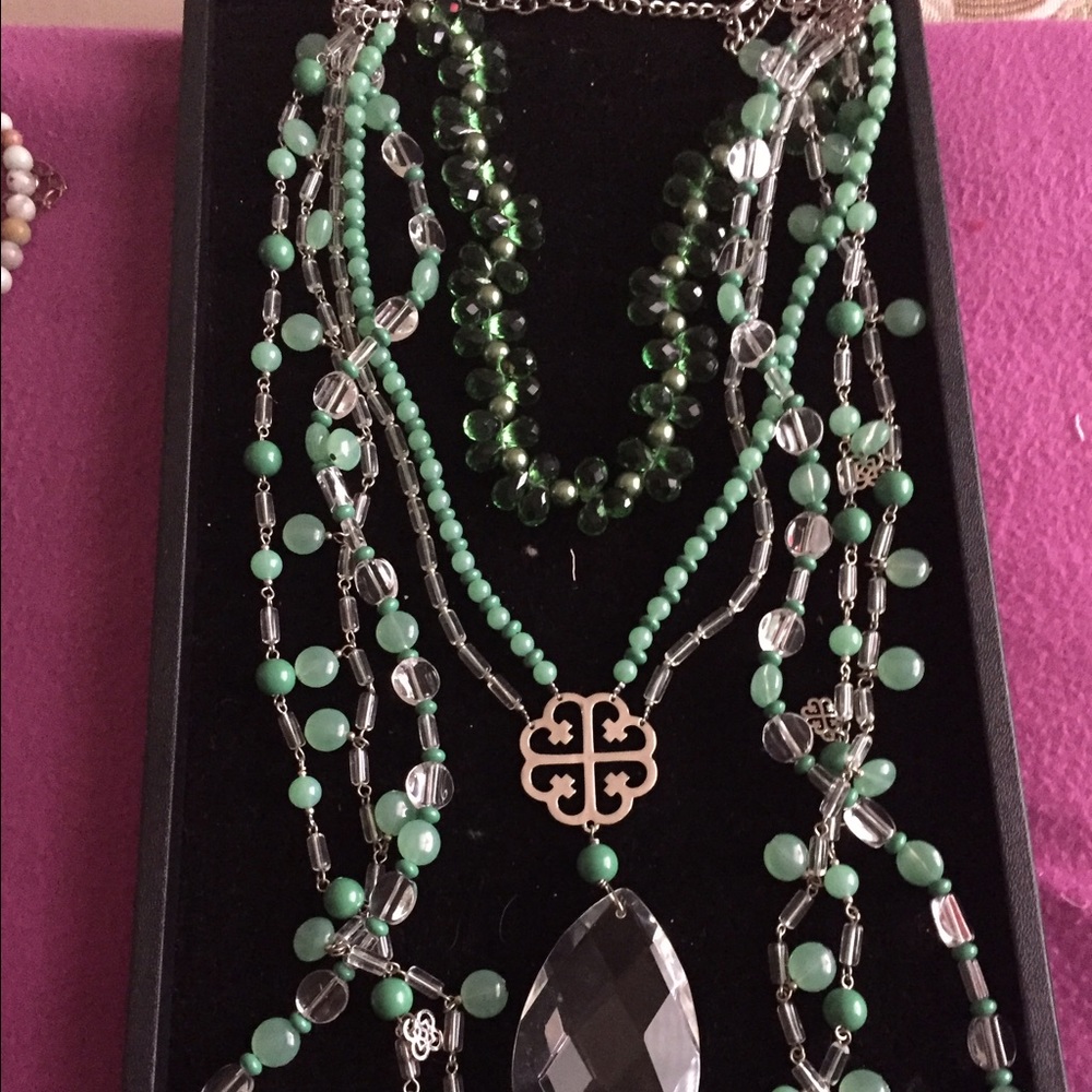 Valeska 5row graduated layer necklace💚💚💚💚💚