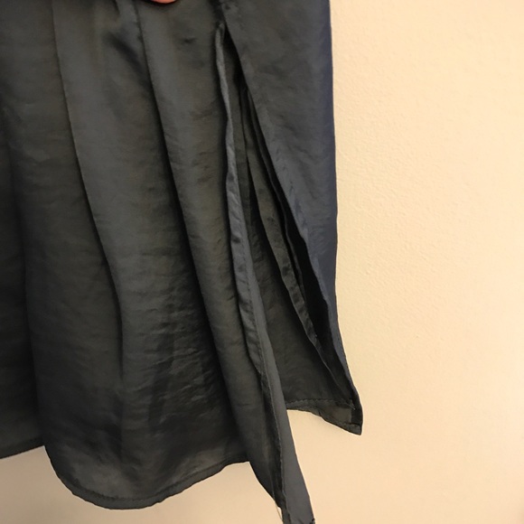 Ruffle Top dress - Picture 4 of 4