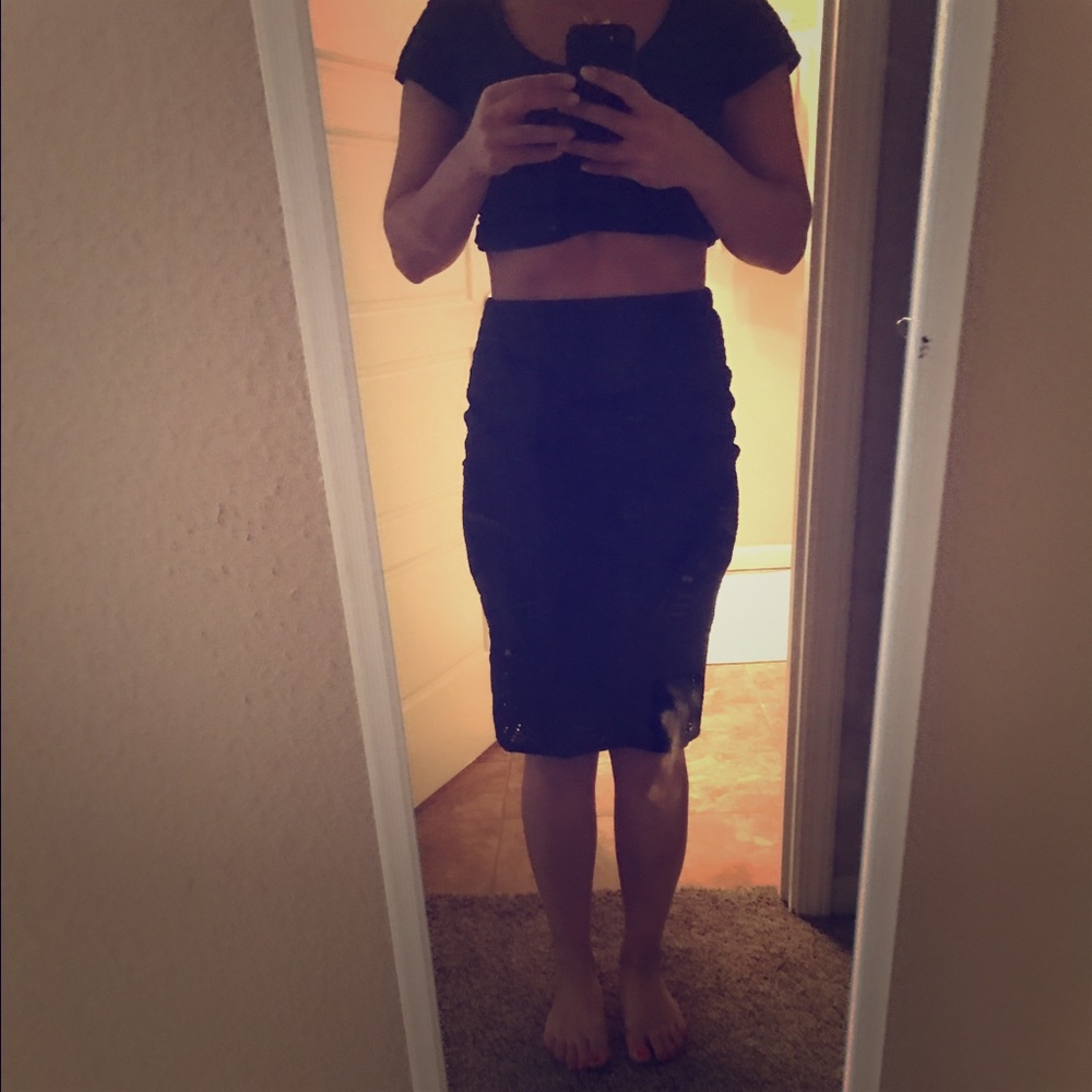 Express size XS black sheer pencil skirt