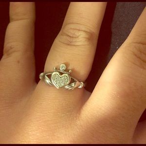 Claddagh ring