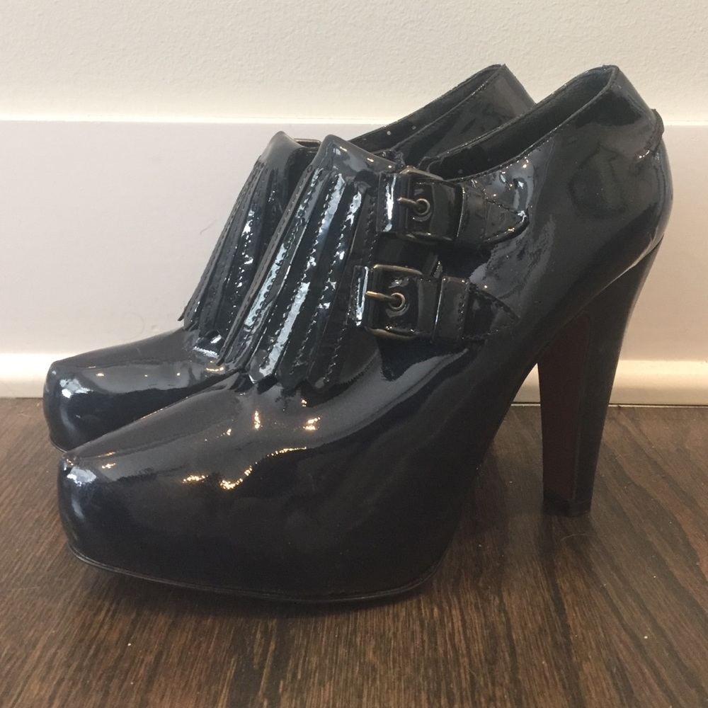Moschino patent leather Navy booties size 39.5