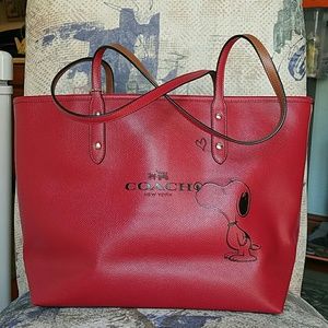 Coach snoopy handbag