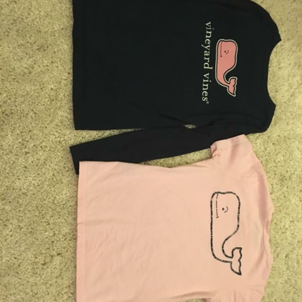 New Vineyard Vines t-shirts women's XS.