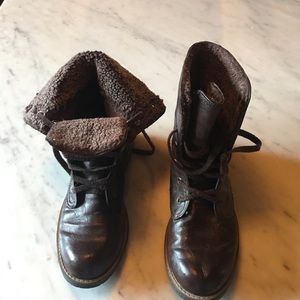 Brown lace-up short boots