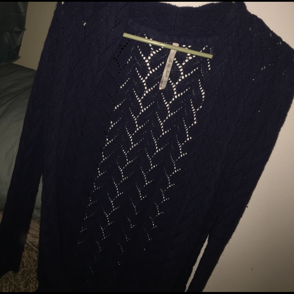 Long blue knit cardigan