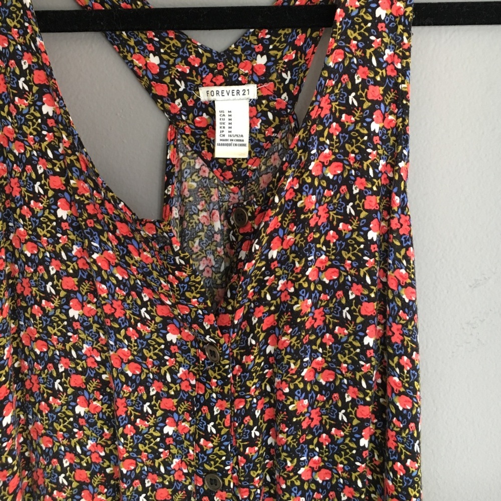 Dress - Picture 3 of 4