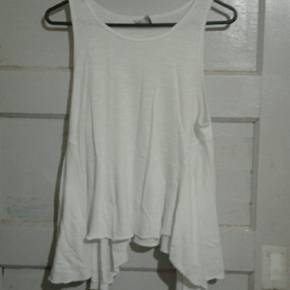 Flowing tank top