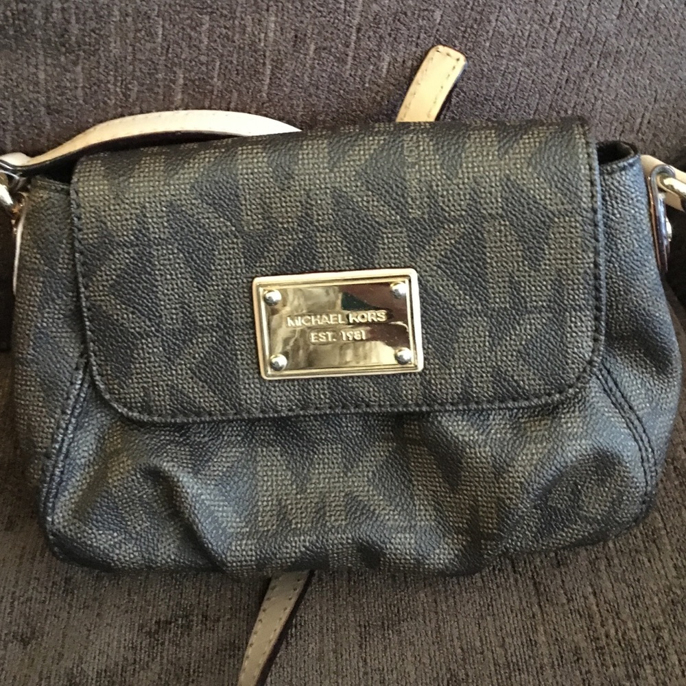 Michael Kors Crossbody