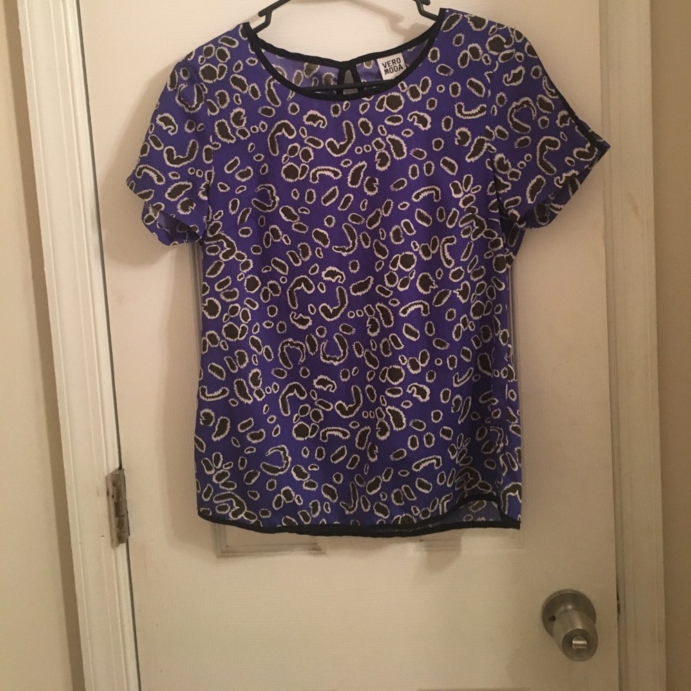 Animal print top