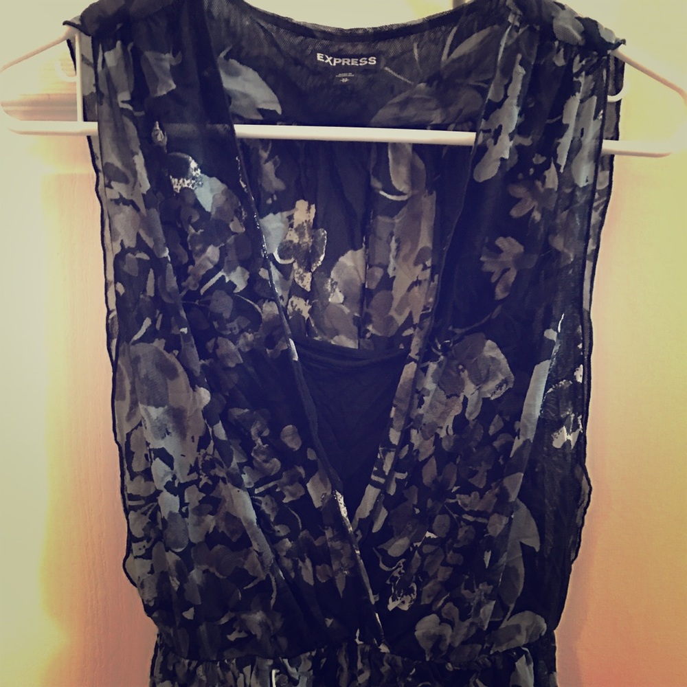 Express Sleeveless Top