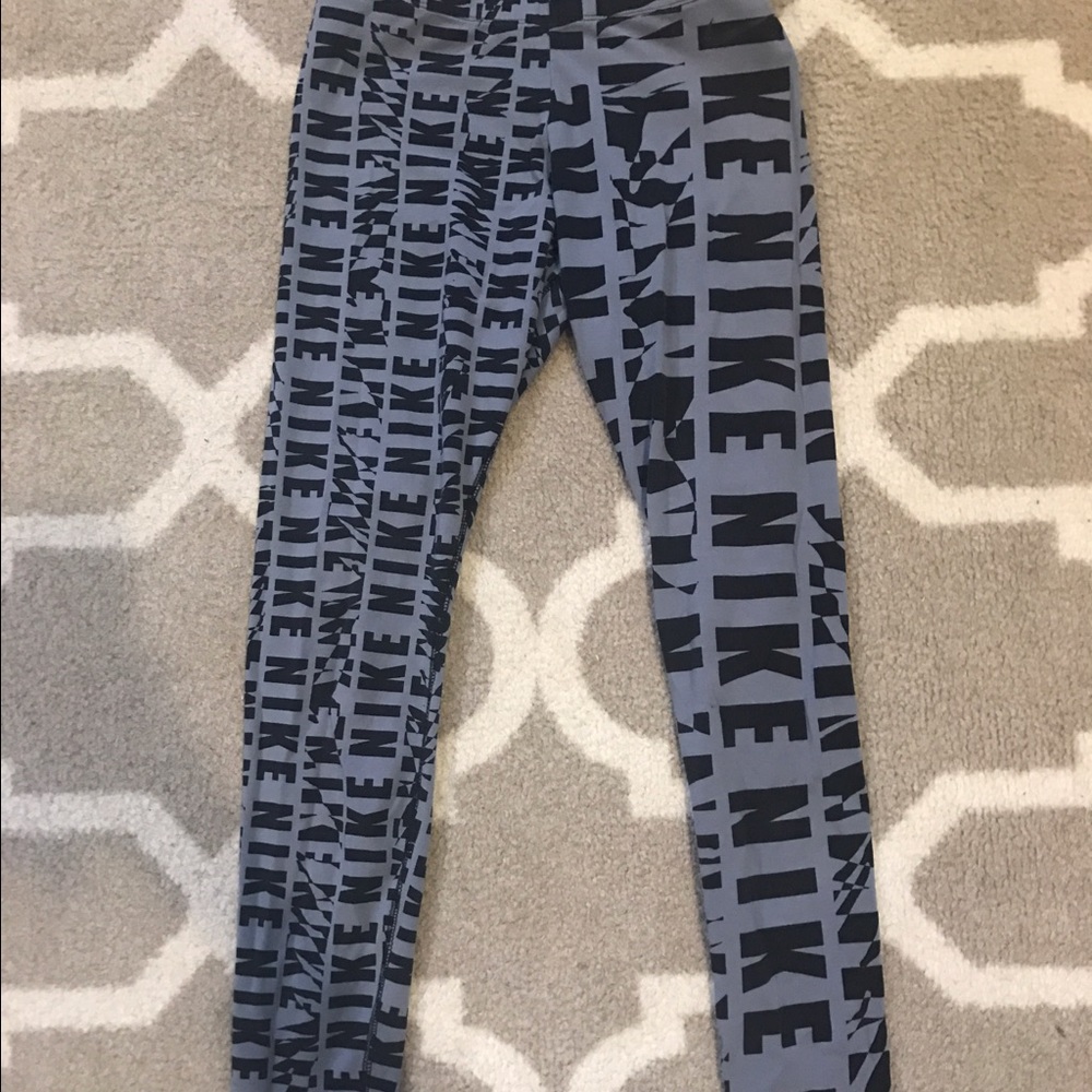 Nike workout leggings