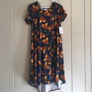 NWT LuLaRoe Carly - S - navy/floral