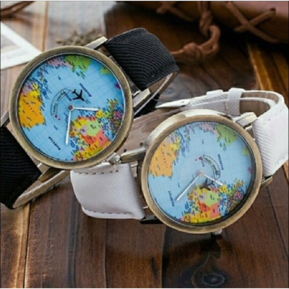 NWT cute map watch