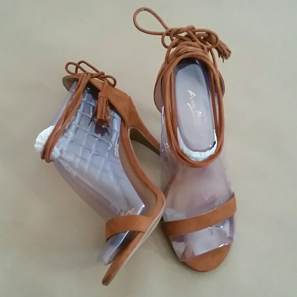 🚨Ankle-tie tassel heels - Picture 4 of 6