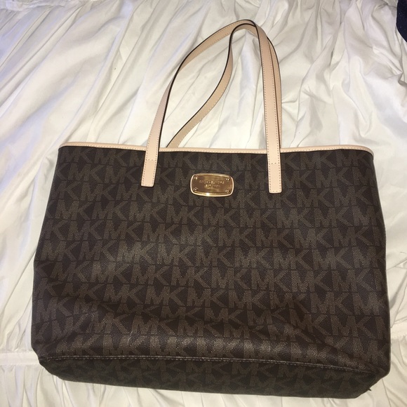 Michael Kors tote - Picture 1 of 4
