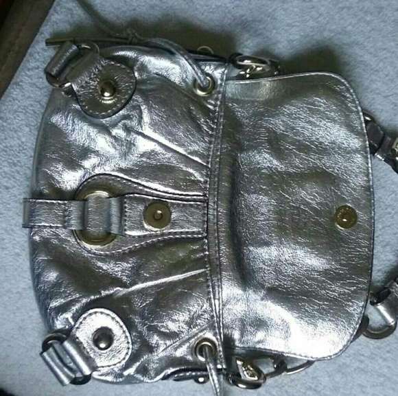Metallic Silver Guess Purse - Picture 5 of 7
