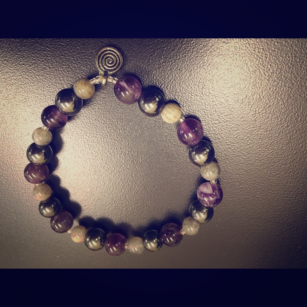 Purple beads bracelet