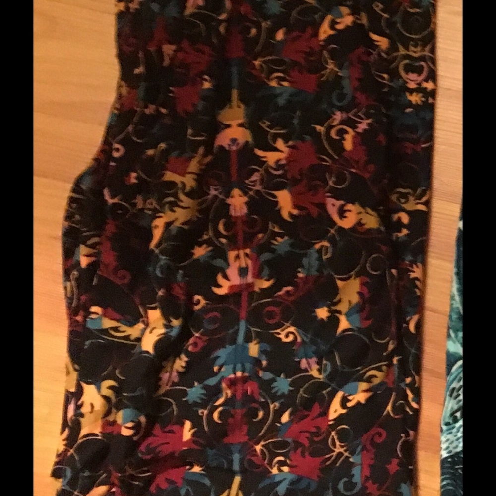LuLaRoe Flourish OS Leggings