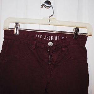 Burgundy mid rise jeggings