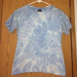 Blue tie dye nike t-shirt !