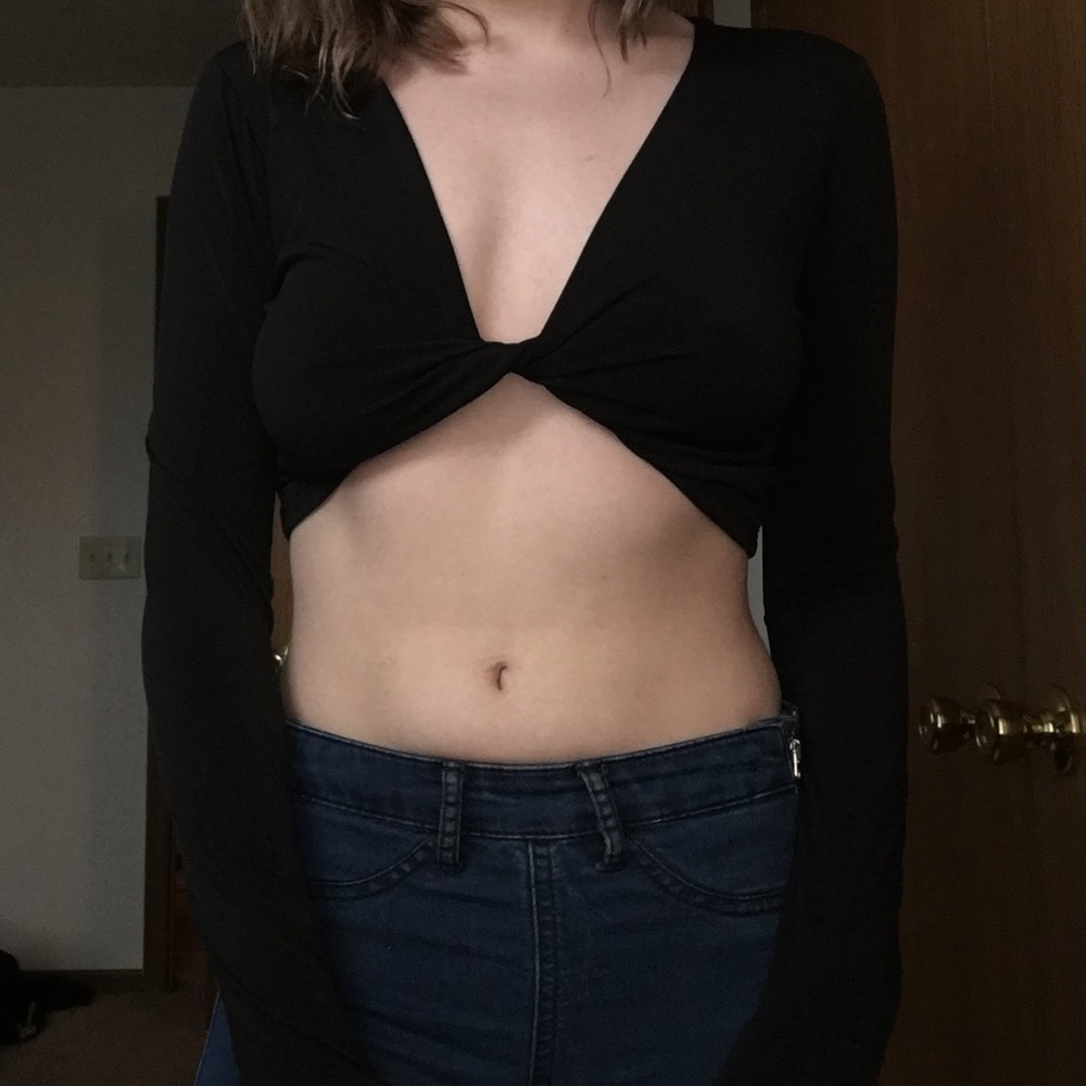 Long Sleeve Crop Top