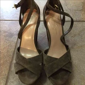 JESSICA SIMPSON OPEN HOLE WEDGE