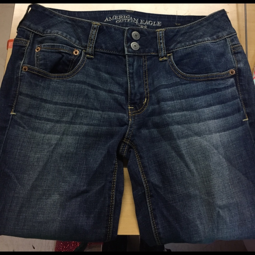 American Eagle size 6 artist stretch