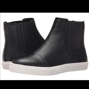 Steve Madden Booties