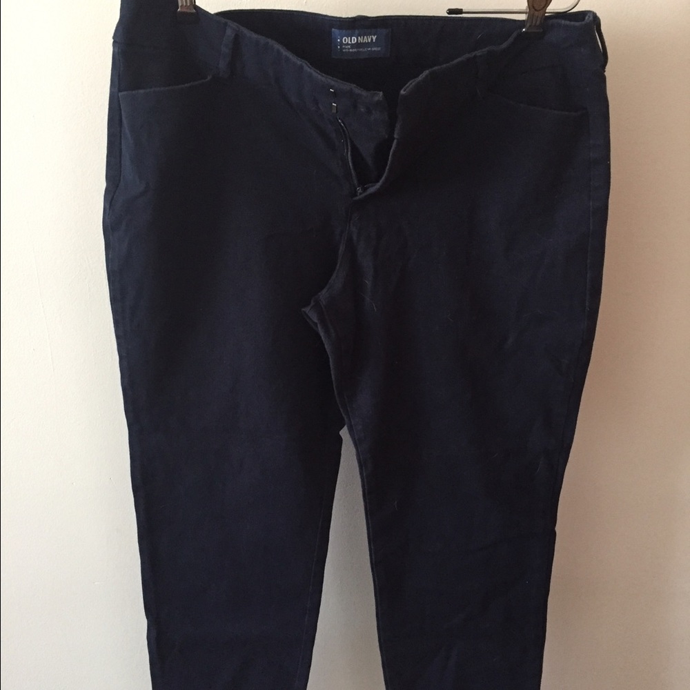 Old Navy Pixie Pant