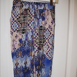 Adorable printed LF flow pants