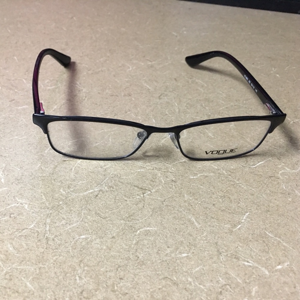 Brand new vogue eyeglasses!!